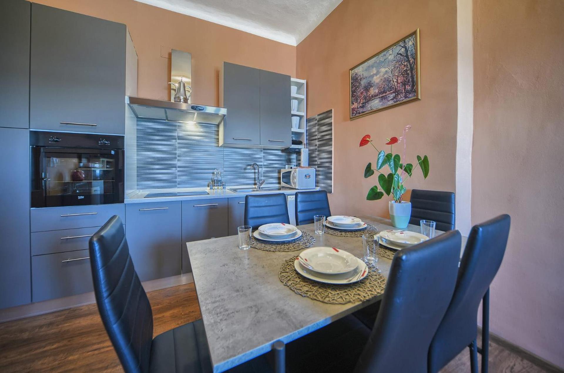 Hanna Apartment